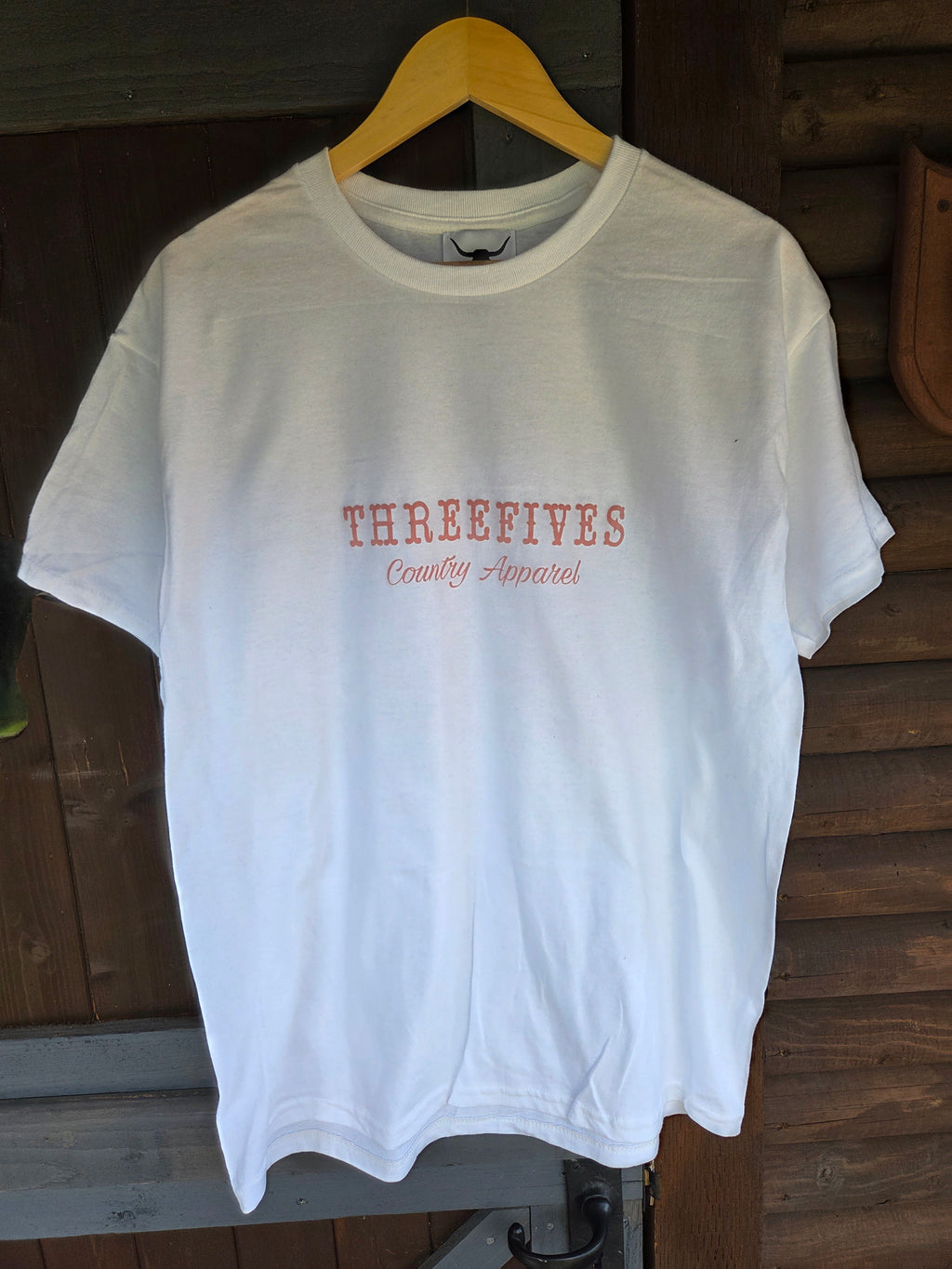 BOOTS 'N' B*TCHS T-SHIRTS