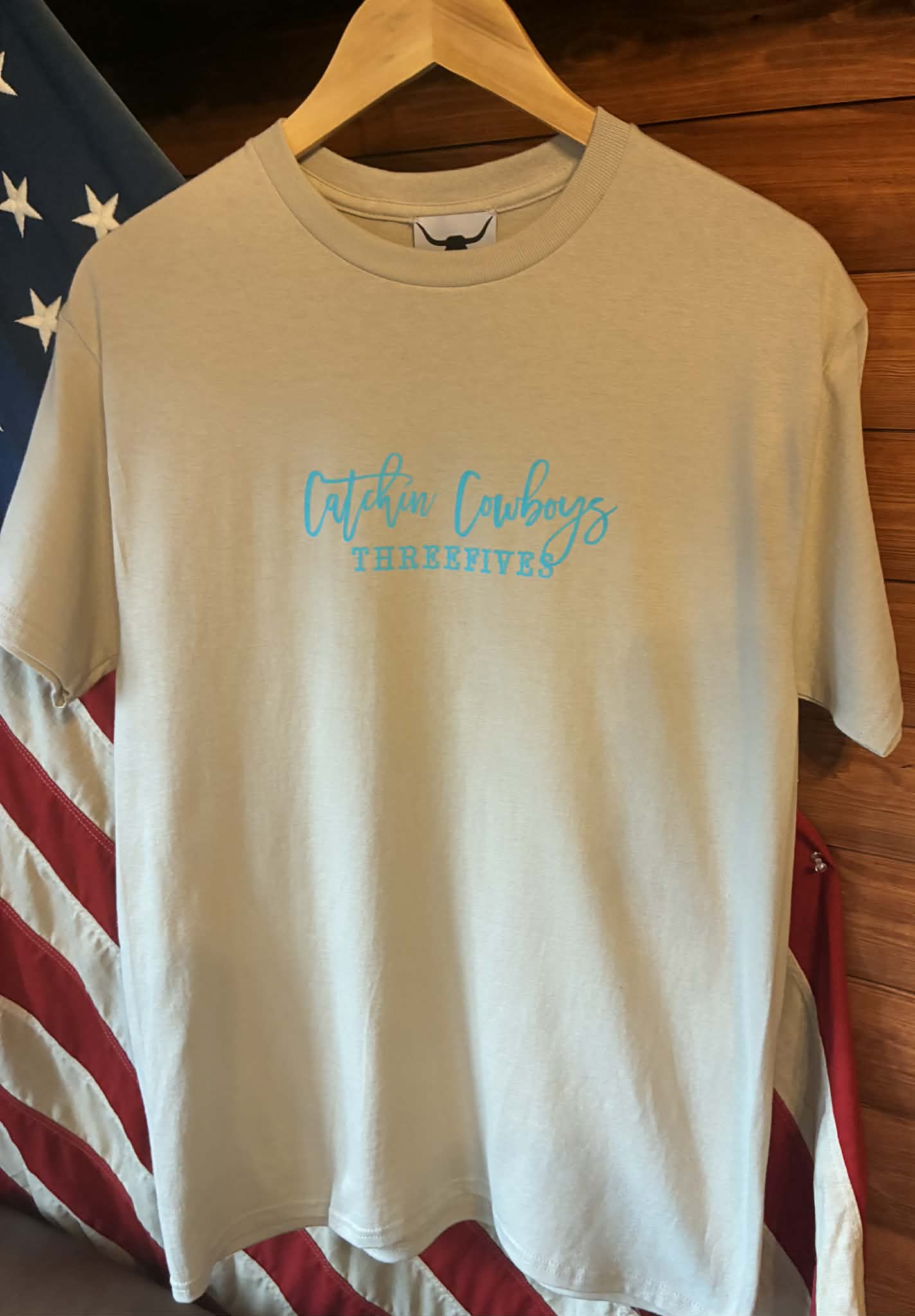 BOOTS 'N' B*TCHS T-SHIRTS
