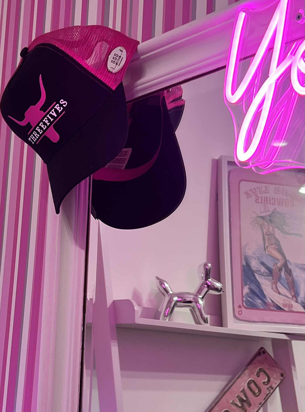 THREEFIVES 'LADY V' trucker hat