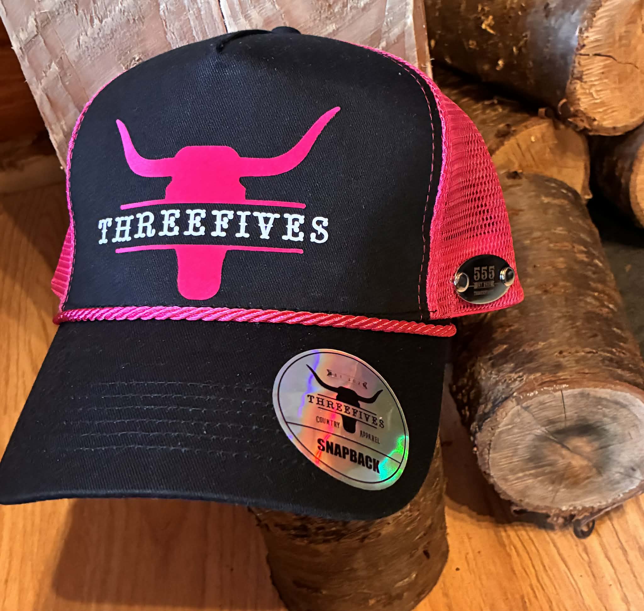 THREEFIVES 'LADY V' trucker hat